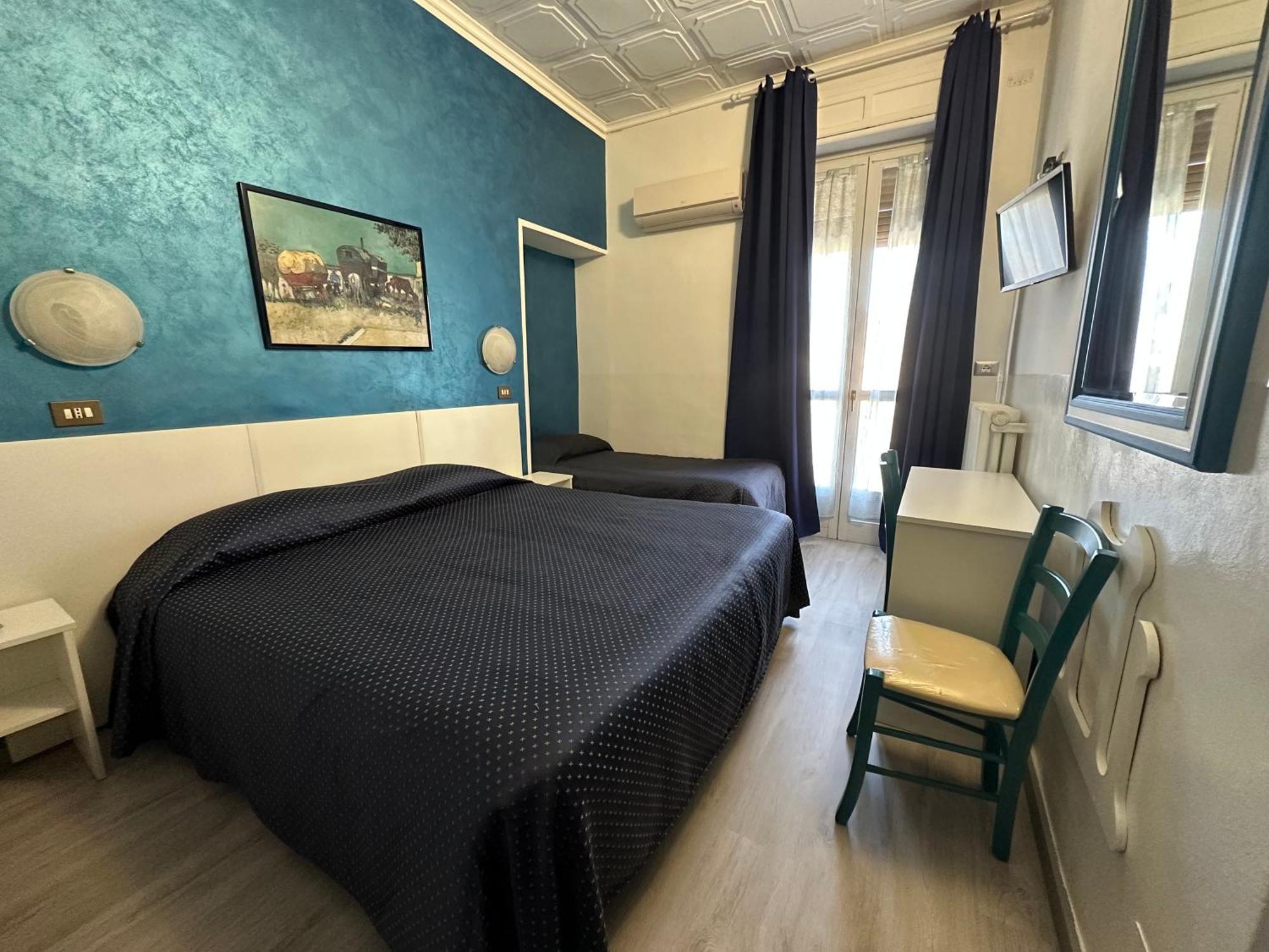 Hotel Rey 2*